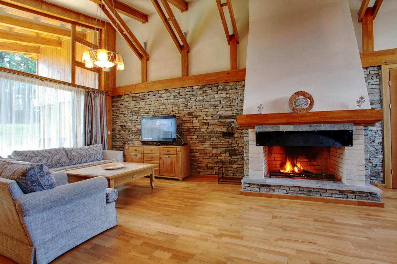 Villa Four Seasons Razlog Exteriör bild